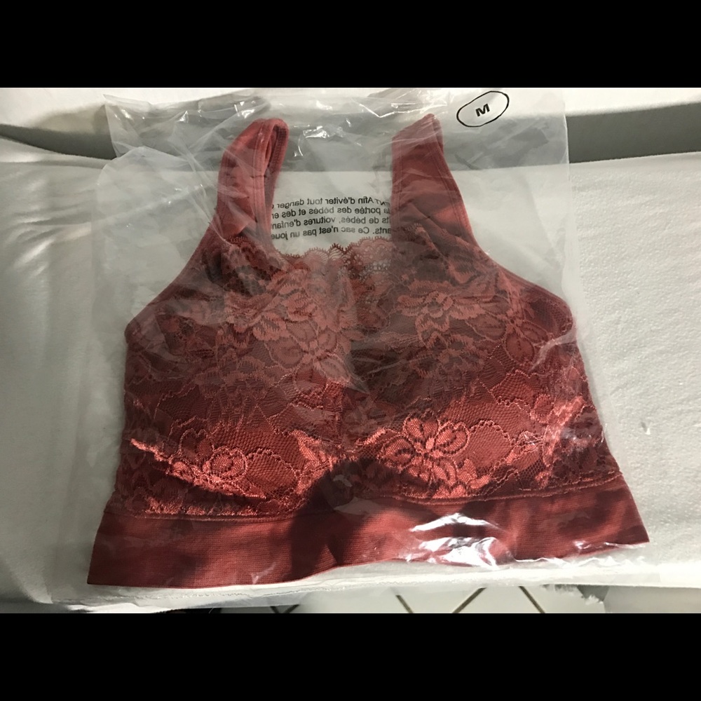 Rhonda Shear lace bra